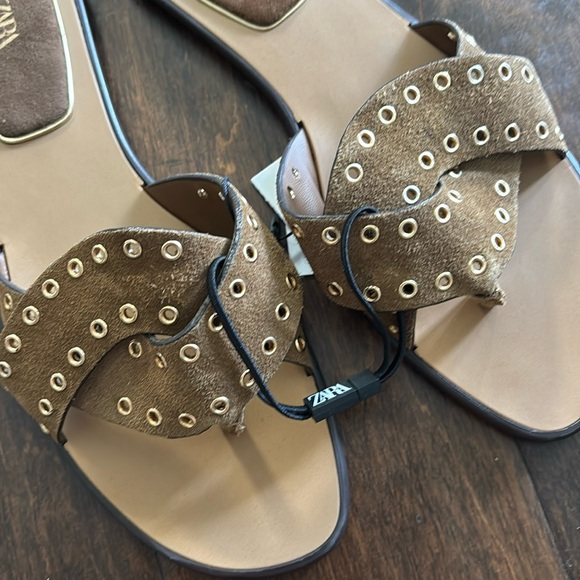 NWT Zara Brown Studded Sandals with size 40/US 9 - Picture 6 of 7
